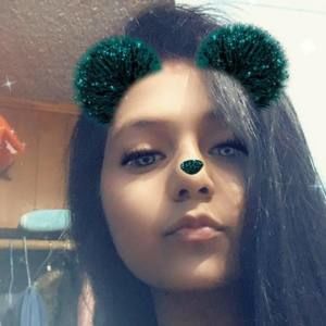 Meet your Posher, Elisa